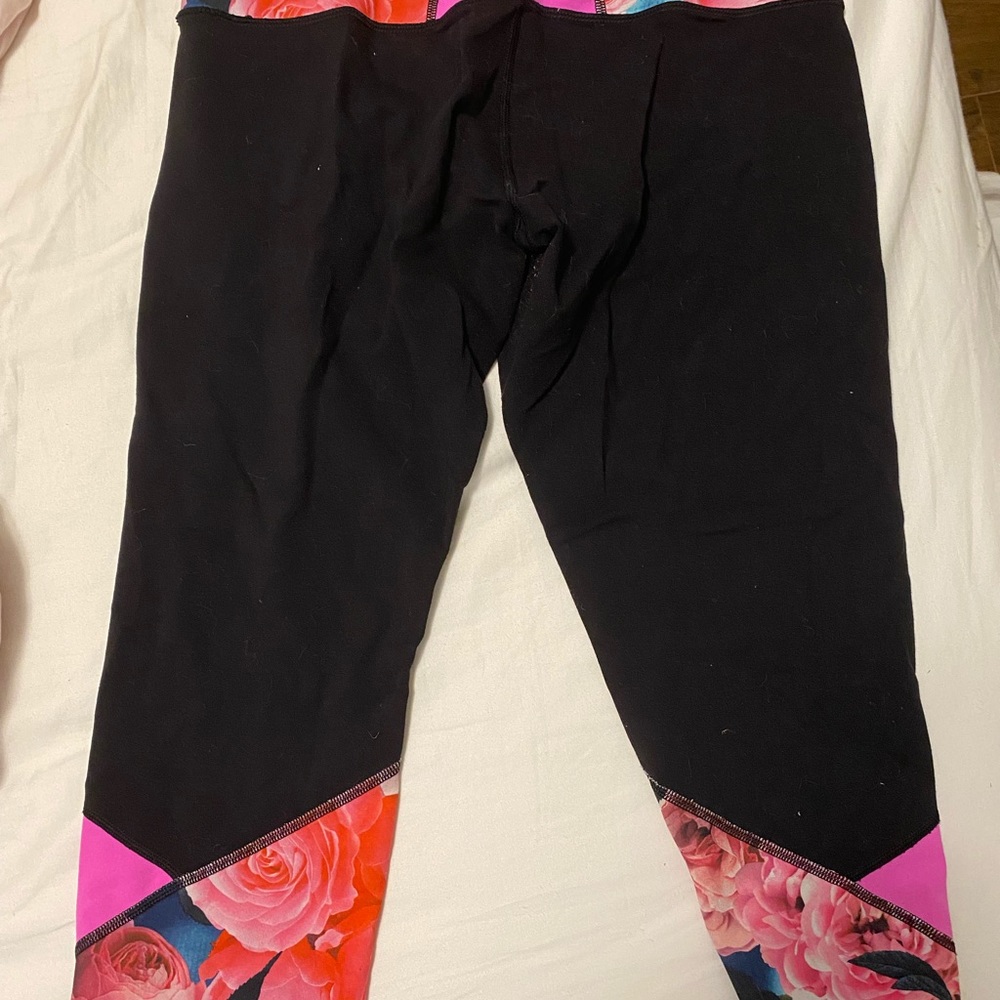 Floral print lululemon leggings